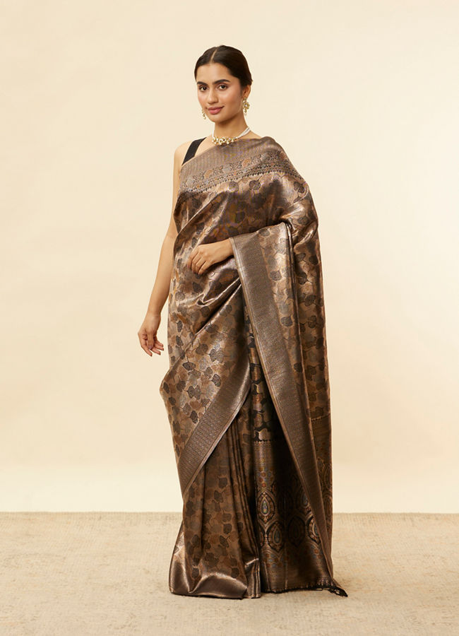 Midnight Black Lotus Leaf Patterned Saree image number 3