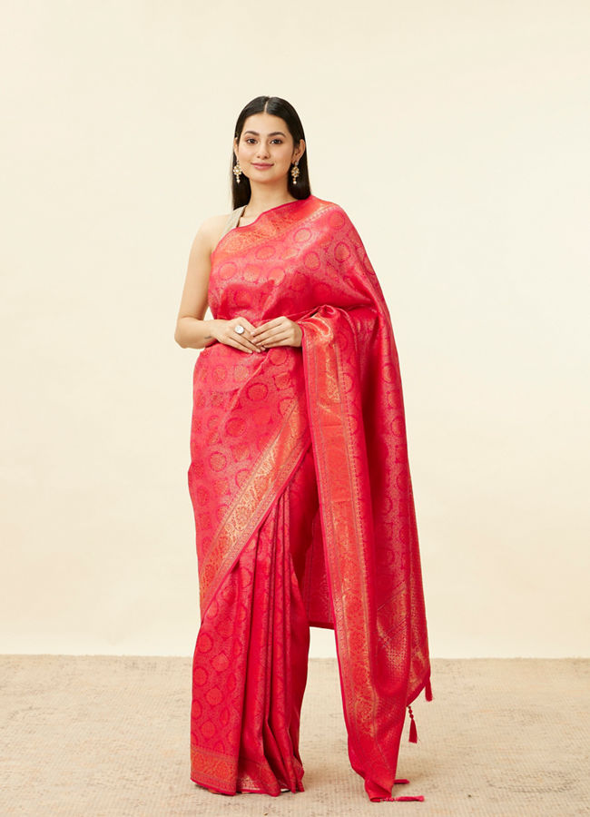 Mohey Women True Red Zari Jaal Patterned Saree image number 0