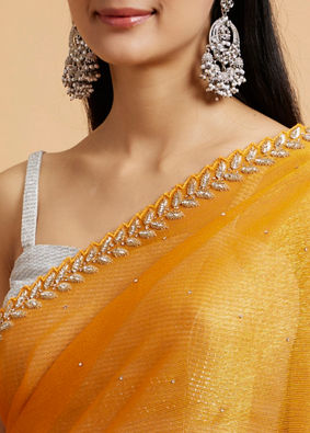 alt message - Mohey Women Dazzling Mustard Yellow Organza Saree image number 3