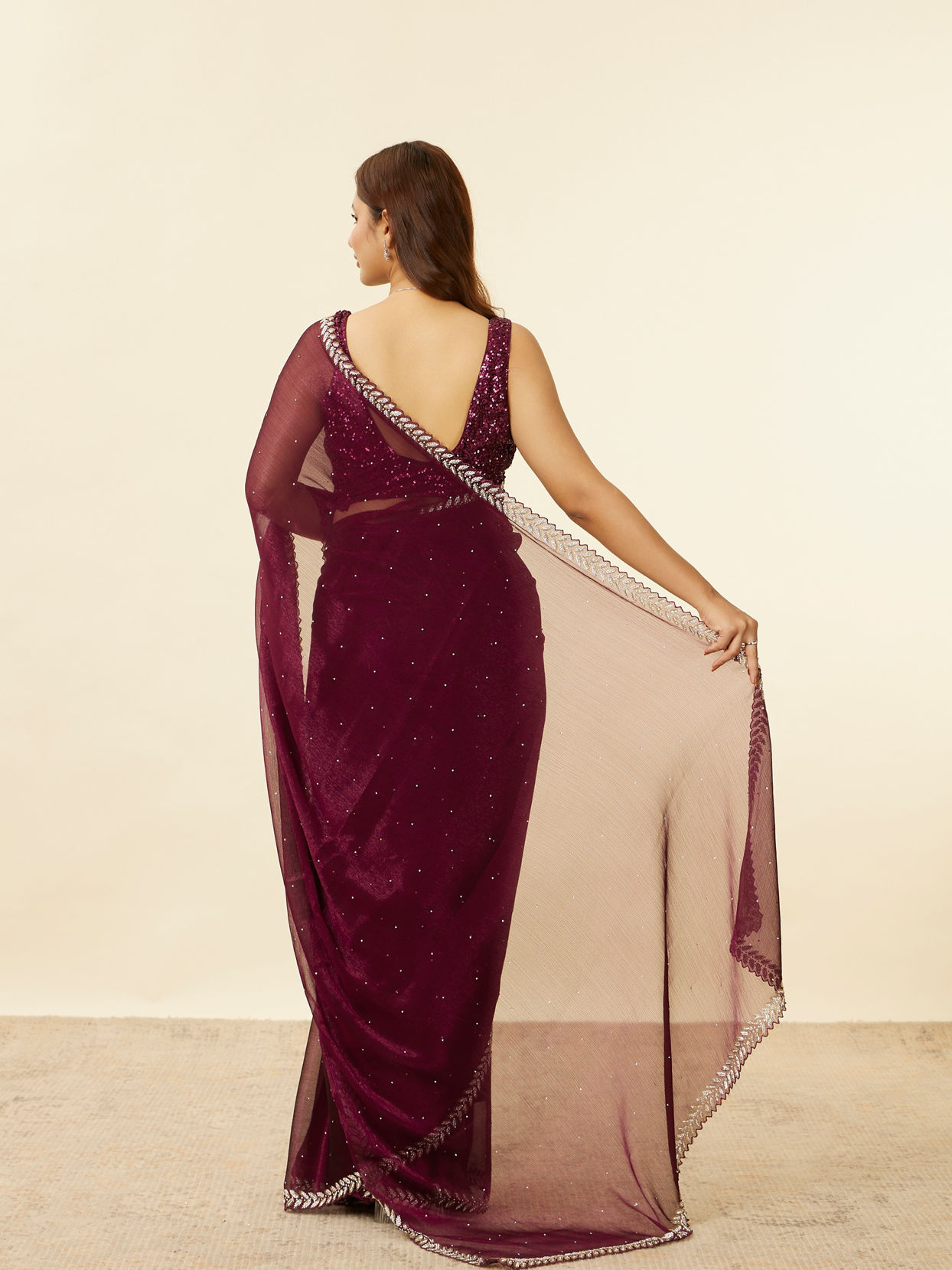 Mohey Women Wine Red Stone Embellished Saree