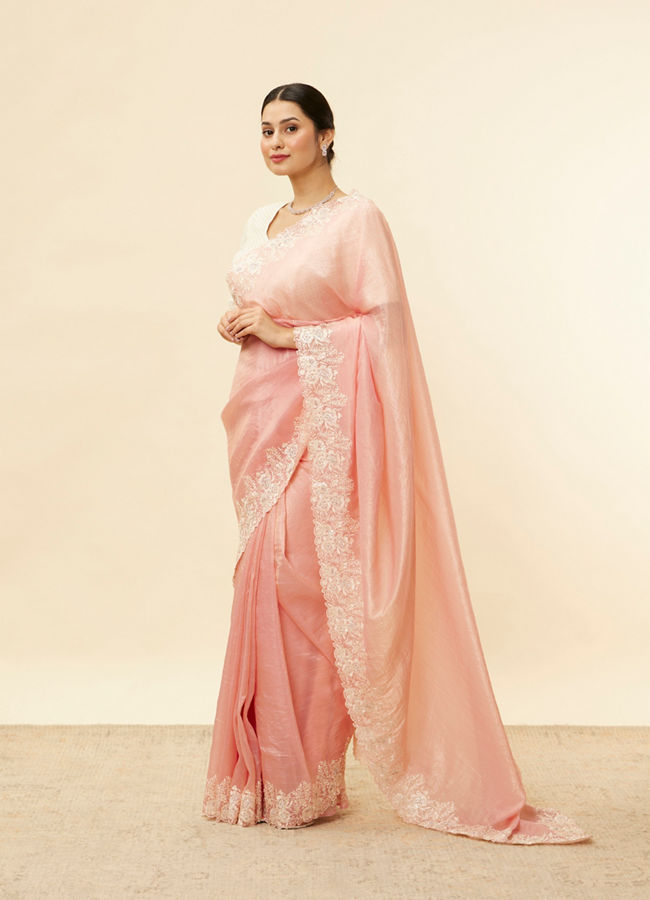 alt message - Mohey Women Conch Shell Pink Floral Bordered Saree image number 3