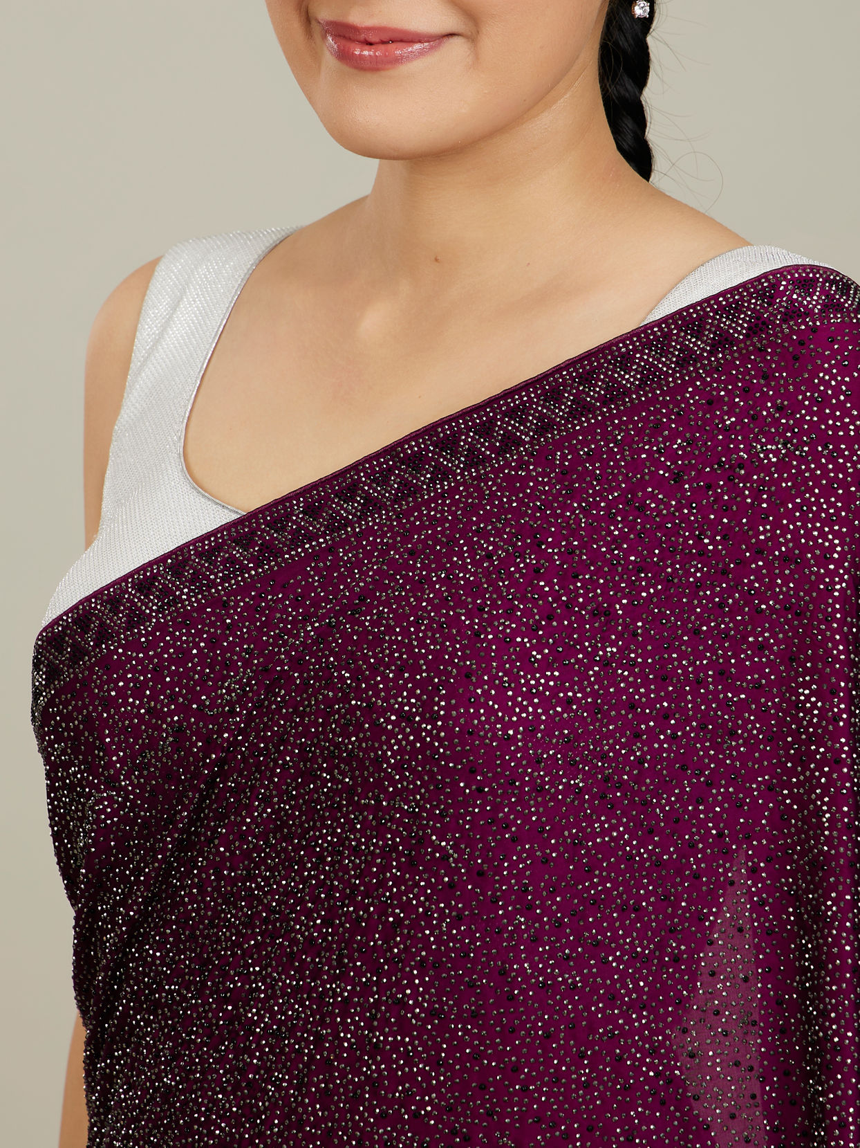 Mohey Women Windsor Wine Stone Embellished Saree image number 3