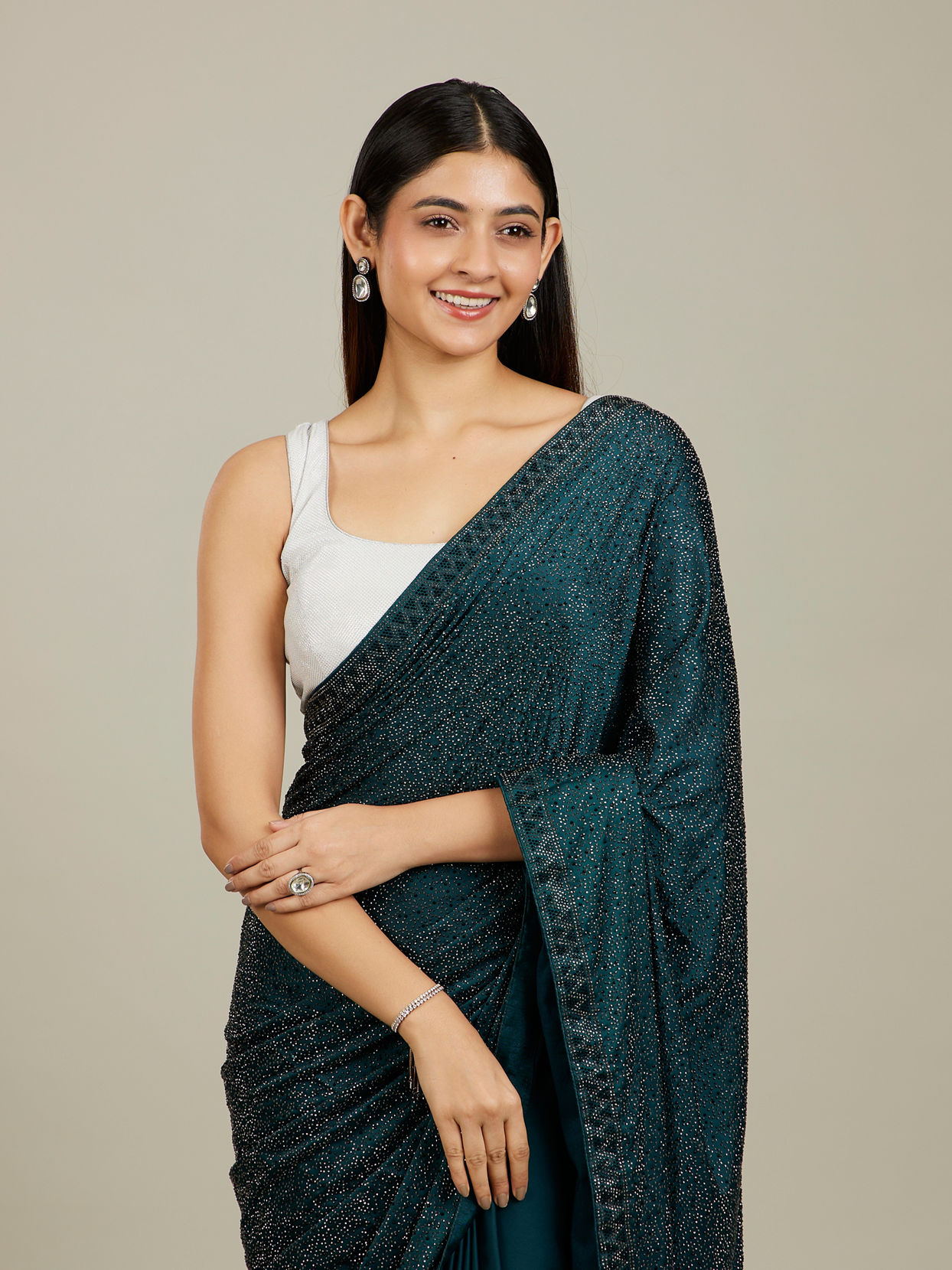 Mohey Women Teal Blue Stone Embellished Saree