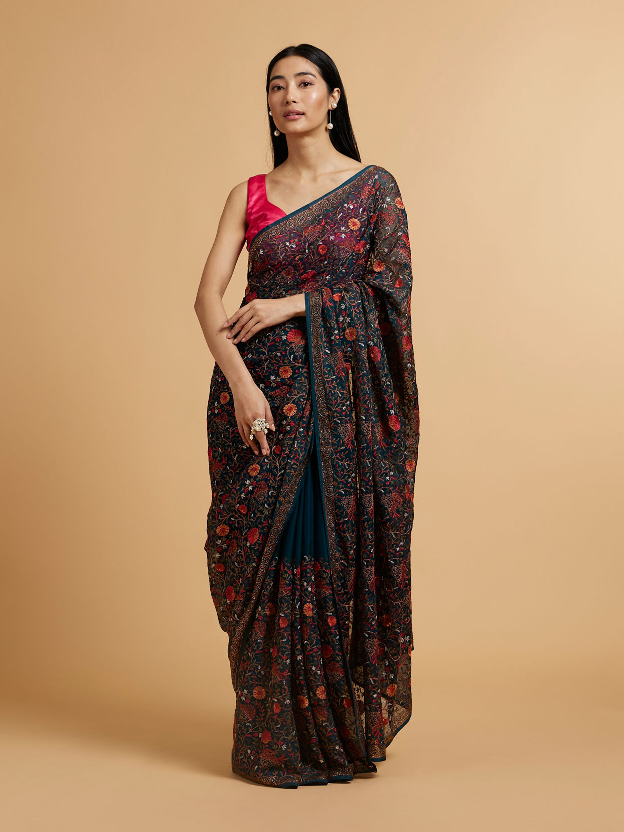 Mohey Women Rama Green Bel Buti Embroidered Saree