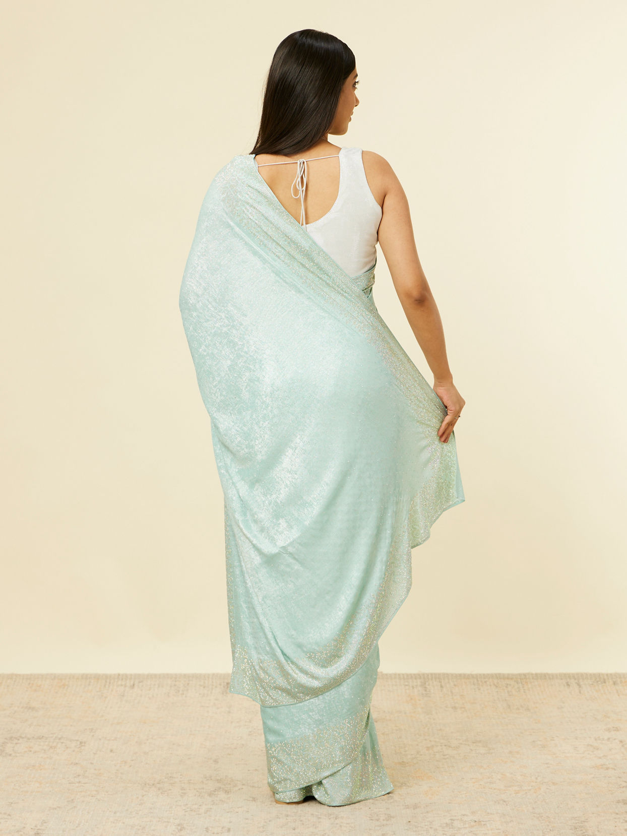 alt message - Mohey Women Light Blue Stone Embellished Saree image number 2