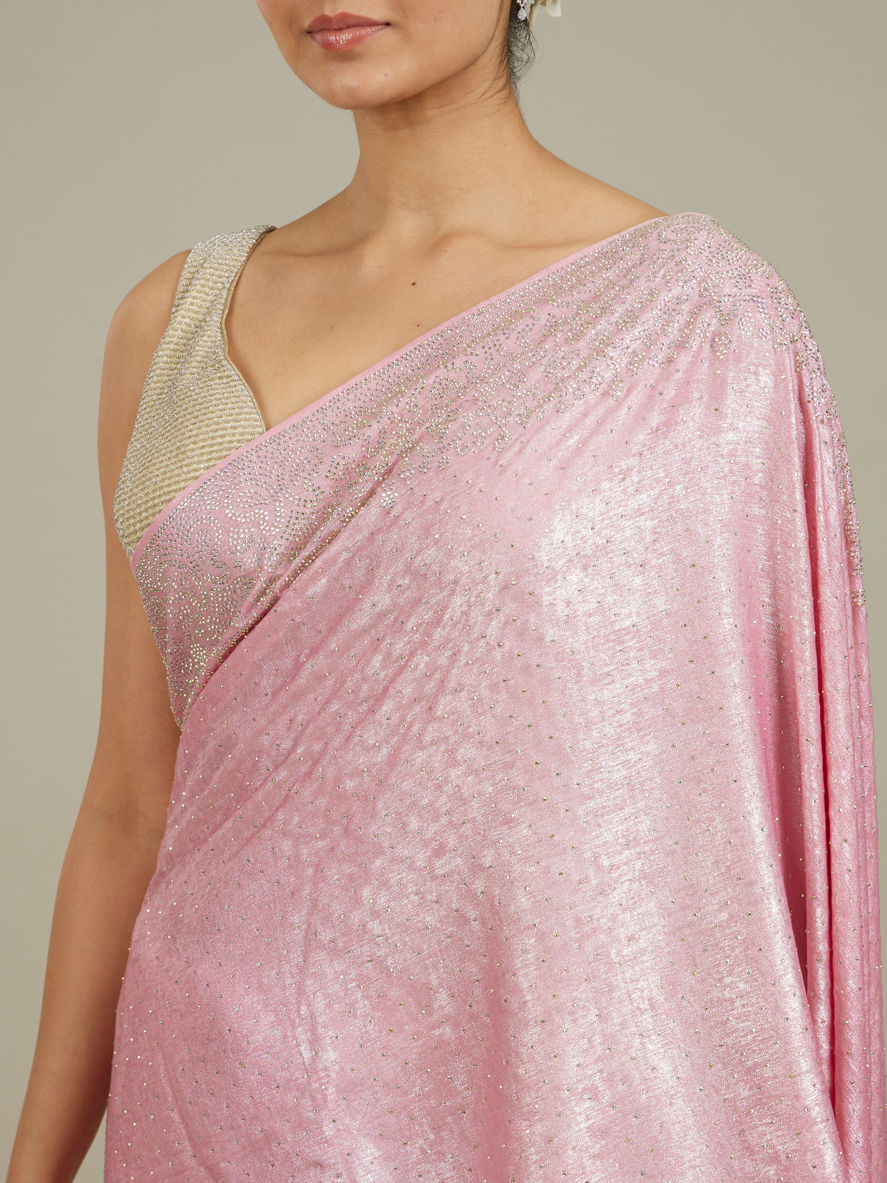 Mohey Women Pink Stone Embellished Saree