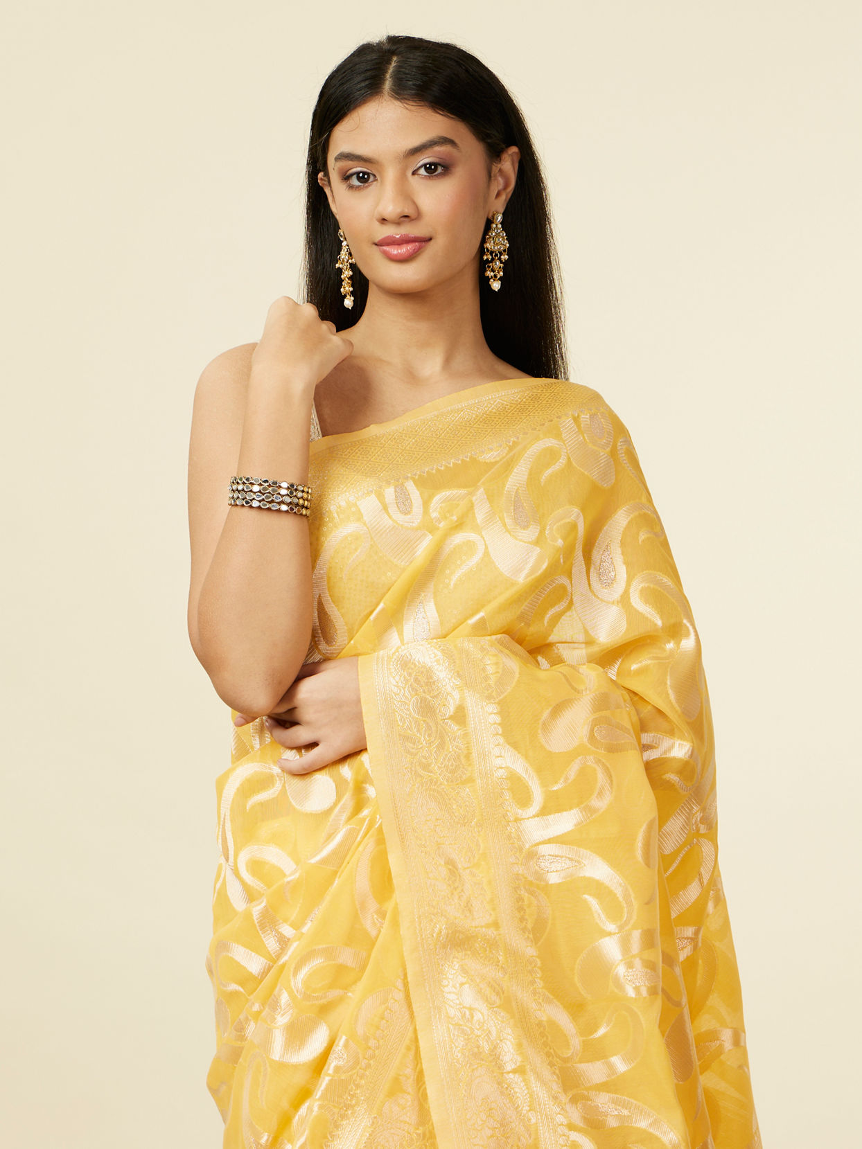 Mohey Women Sunshine Yellow Floral Zari work Saree