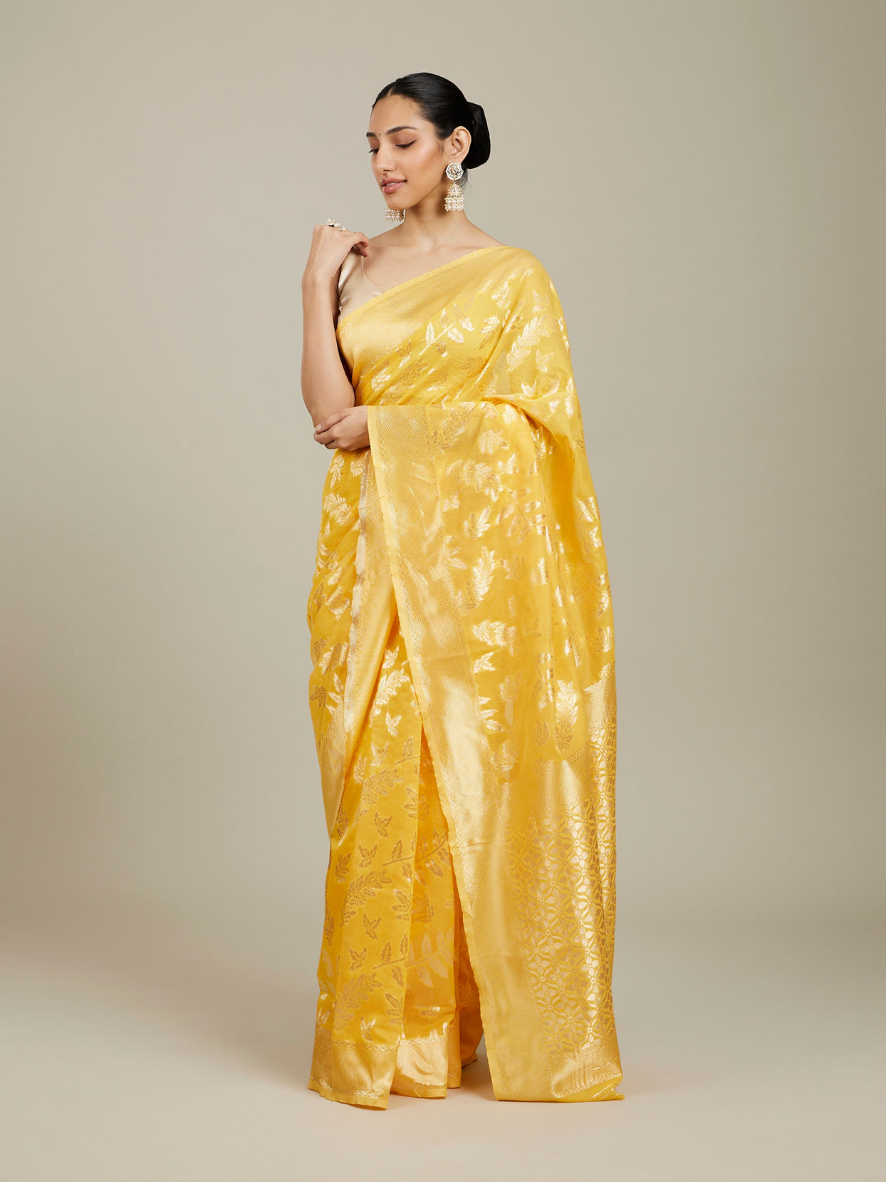 Mohey Women Sunshine Yellow and Gold Floral Zari Work Saree