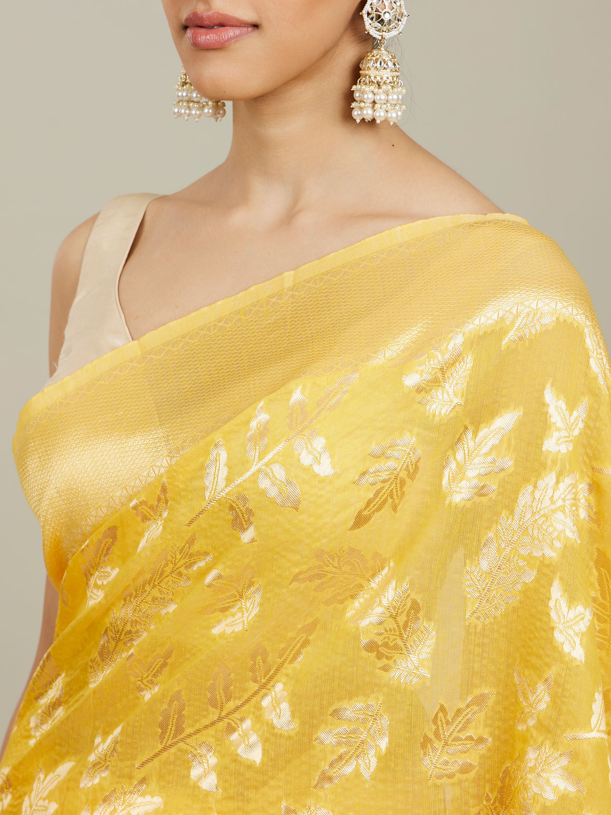 Mohey Women Sunshine Yellow and Gold Floral Zari Work Saree