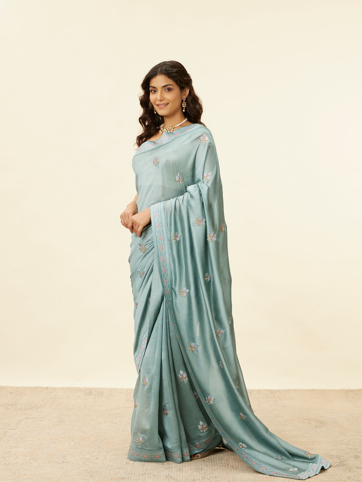 Mohey Women Steel Blue Floral Embroidered Saree