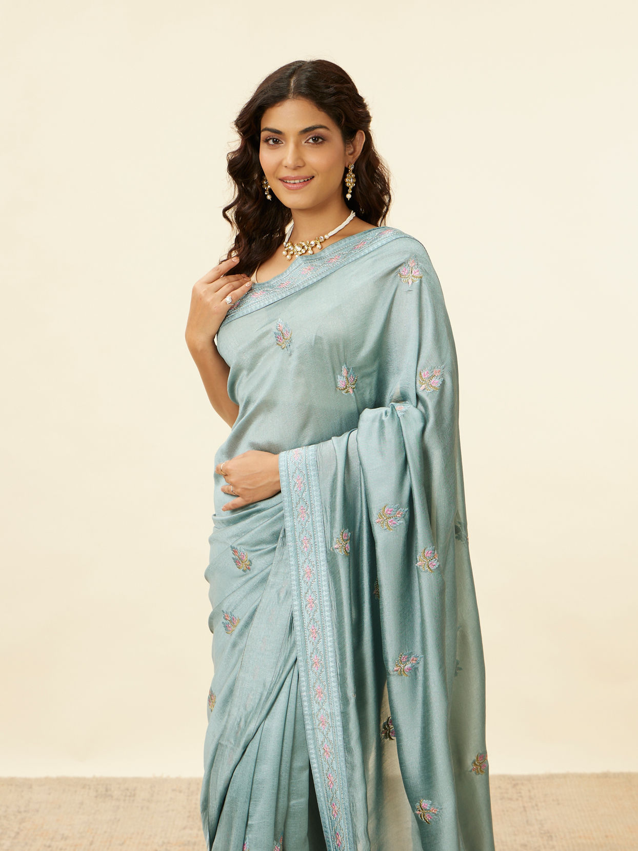 Mohey Women Steel Blue Floral Embroidered Saree