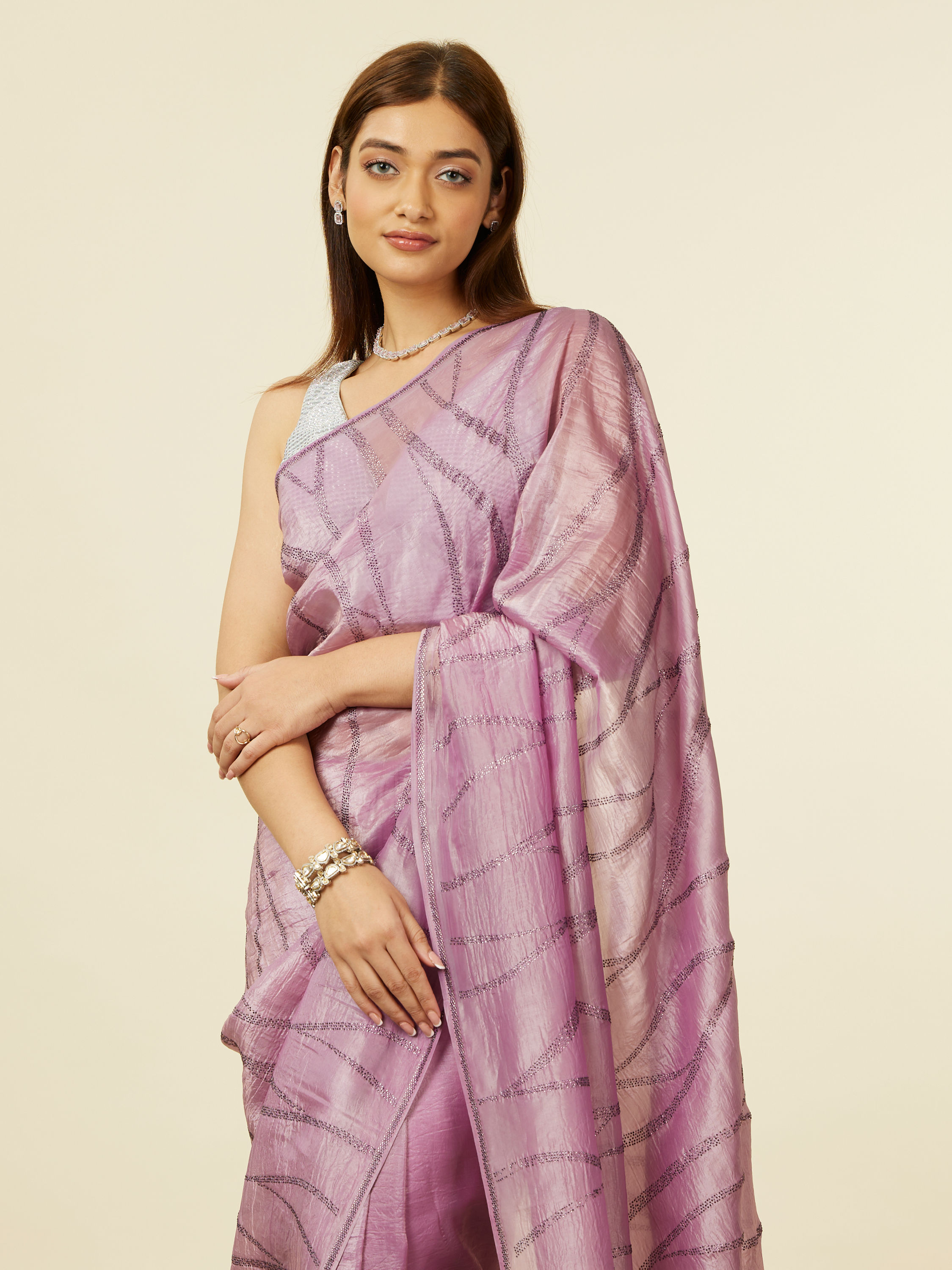 Mohey Women Lilac Stone Embellished Saree