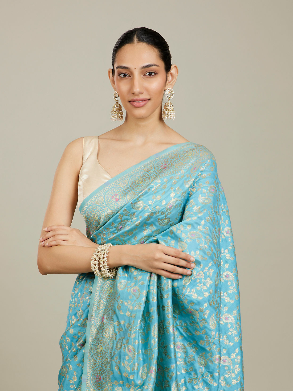 Mohey Women Light Blue Floral Zari Work Saree