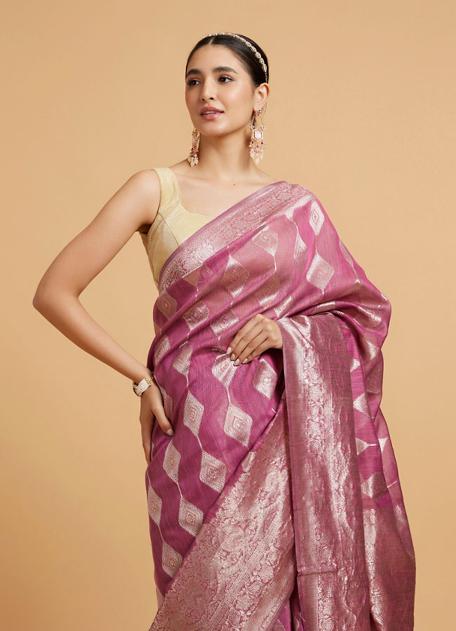 alt message - Mohey Women Damson Purple Zari Work Saree with Diamond Motifs image number 1