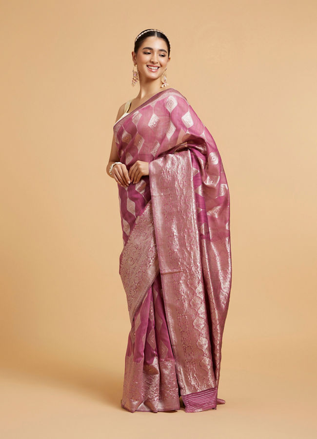 alt message - Mohey Women Damson Purple Zari Work Saree with Diamond Motifs image number 2