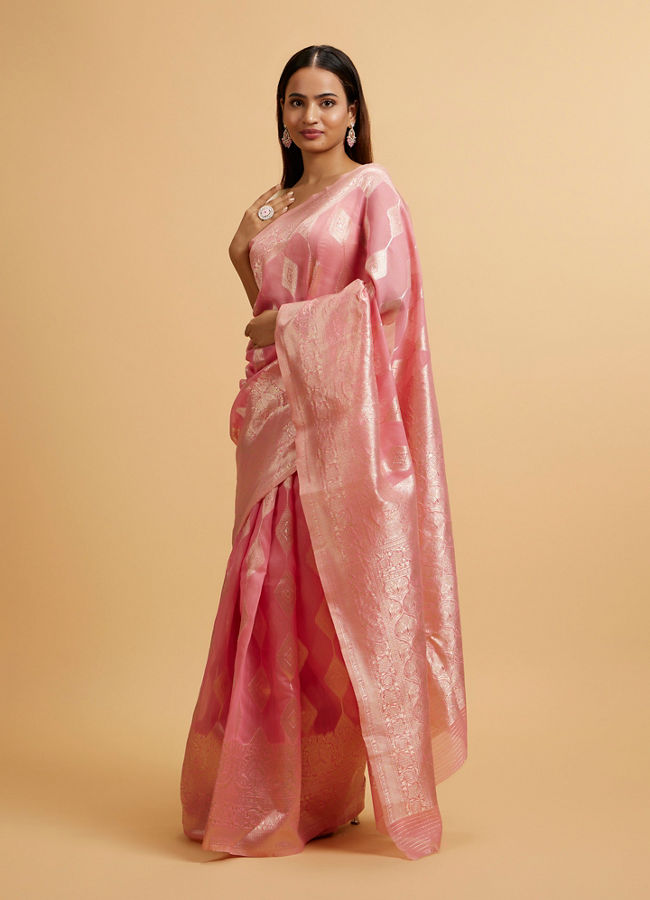 alt message - Mohey Women Elegant Pink Silk with Intricate Zari Weave Saree image number 2