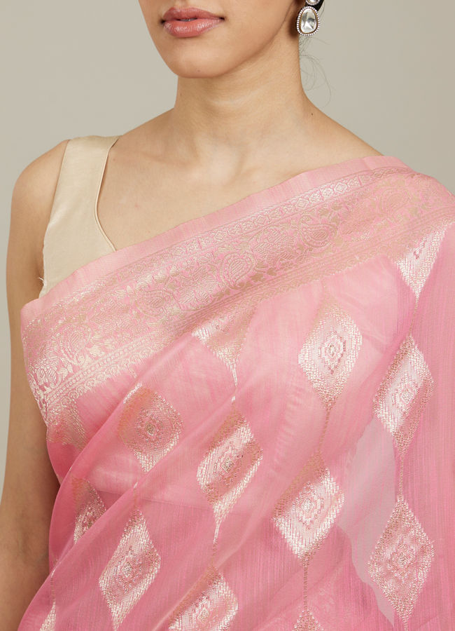 Mohey Women Elegant Pink Silk with Intricate Zari Weave Saree