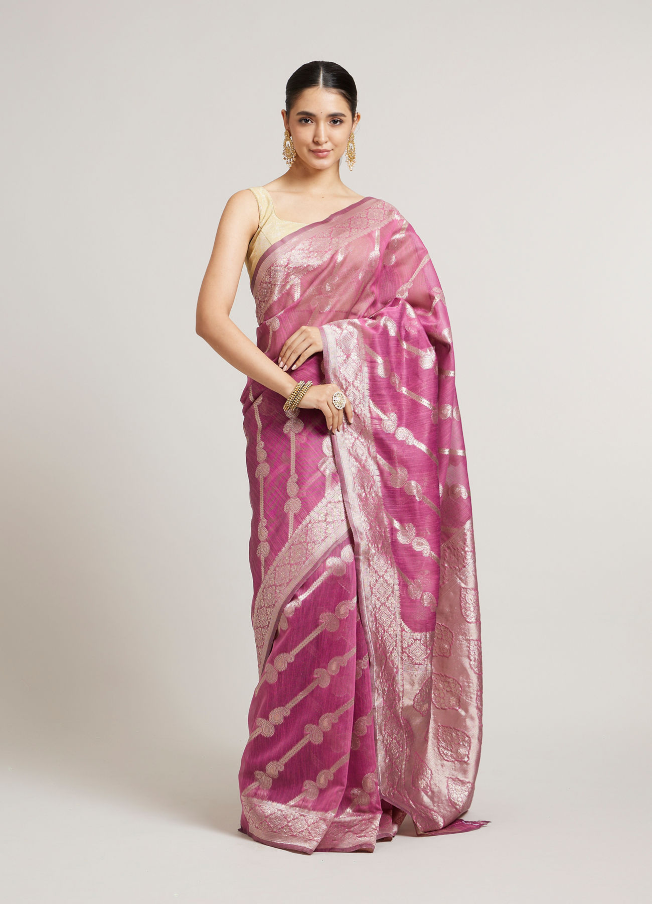 Mohey Women Damson Purple Striped Patterned Saree with Paisley Motifs