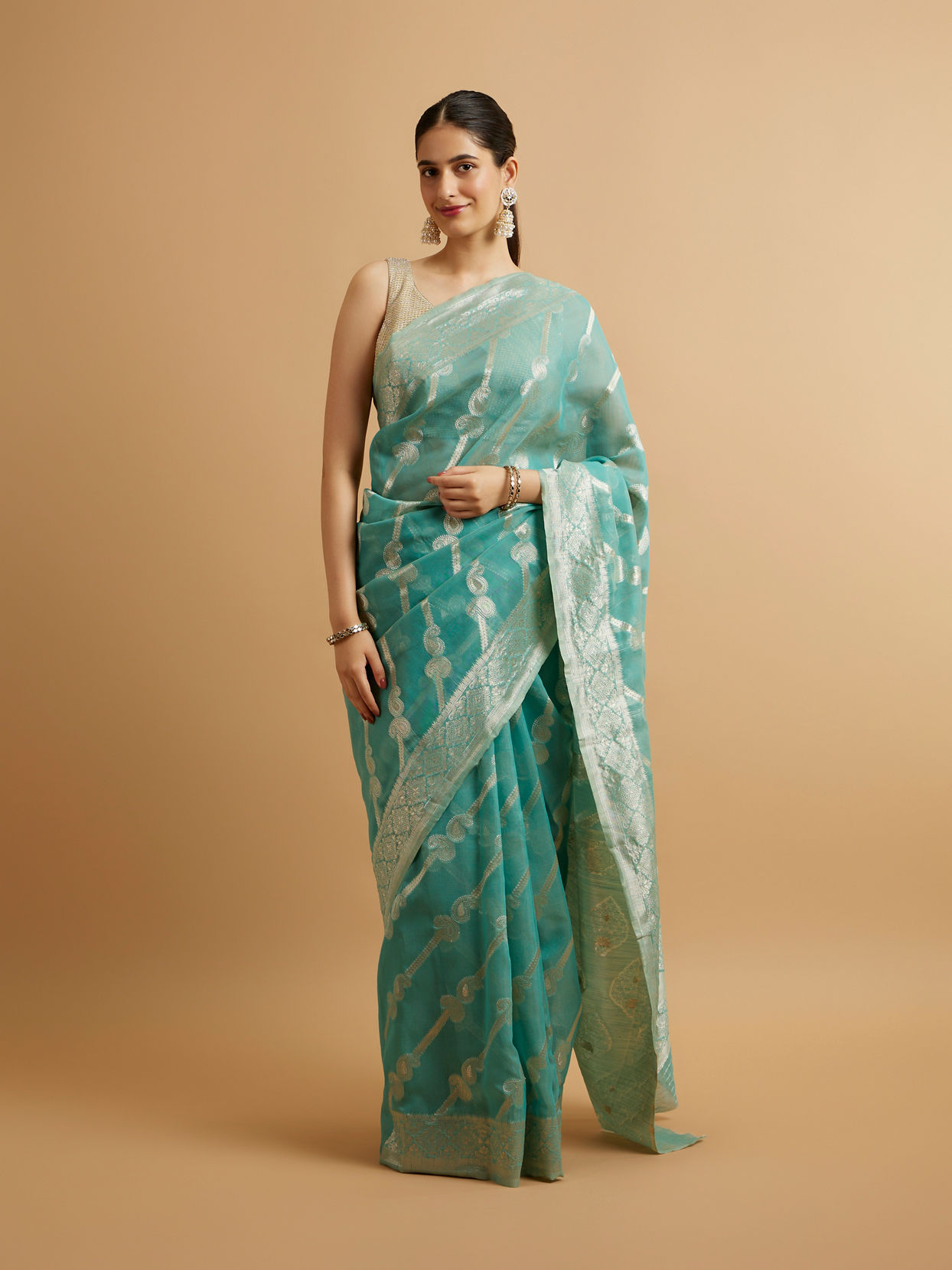 Mohey Women Elegant Light Blue Silk with Zari Weave Traditional Saree image number 0