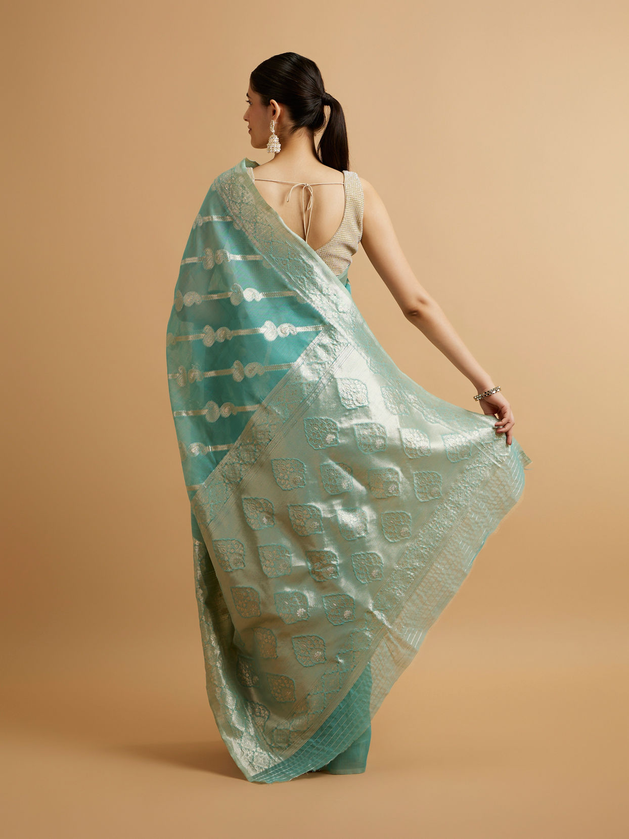 Mohey Women Elegant Light Blue Silk with Zari Weave Traditional Saree