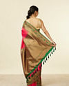 alt message - Mohey Women Rani Pink Buta Patterned Saree with Floral Leaf Border image number 2