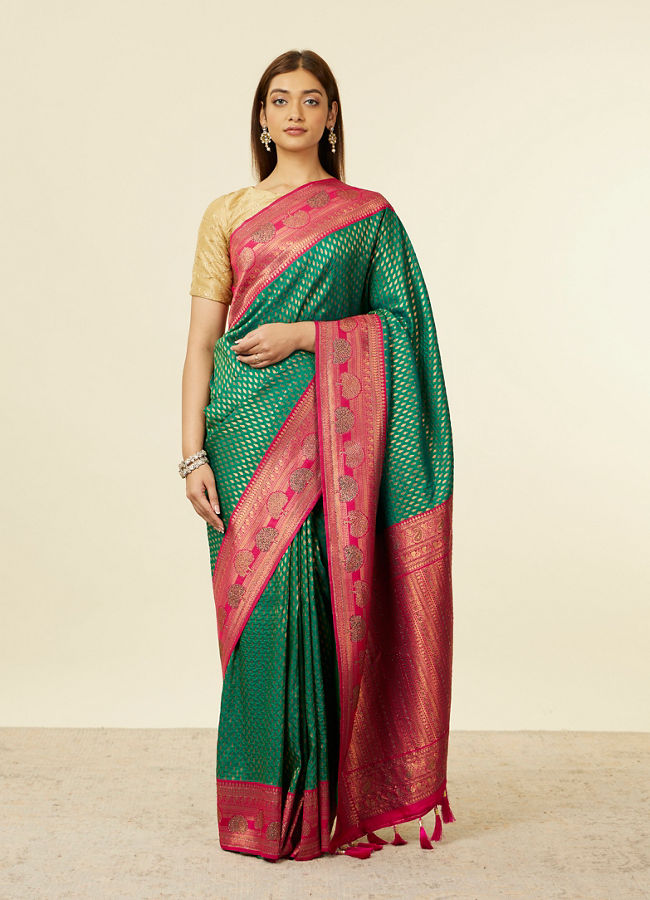 alt message - Mohey Women Dark Green Floral Buta Patterned Saree with Latkan Trimmings image number 0