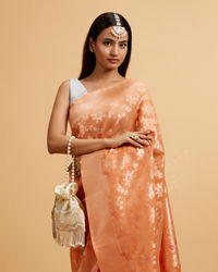 Mohey Women Coral Peach Floral Jaal Patterned Saree