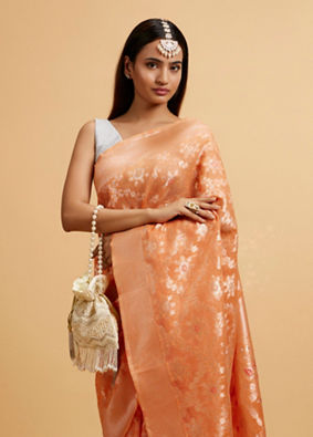 Mohey Women Coral Peach Floral Jaal Patterned Saree