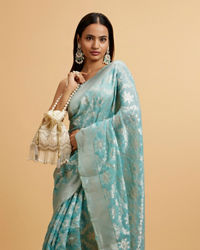 Mohey Women Light Blue Floral Jaal Patterned Saree