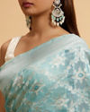 alt message - Mohey Women Light Blue Floral Jaal Patterned Saree image number 3