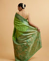 alt message - Mohey Women Green Floral Buta Patterned with Jaal Pattern Saree image number 4