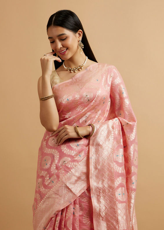 Mohey Women Pink Floral Leaf Patterned Saree with Diamond Motifs