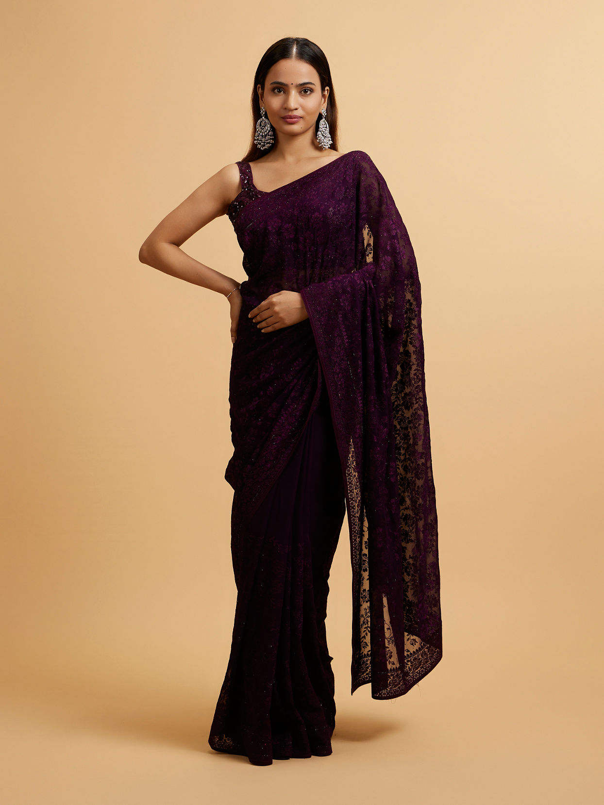 alt message - Mohey Women Wine Bel Buti Patterned Saree with Rhinestones image number 0