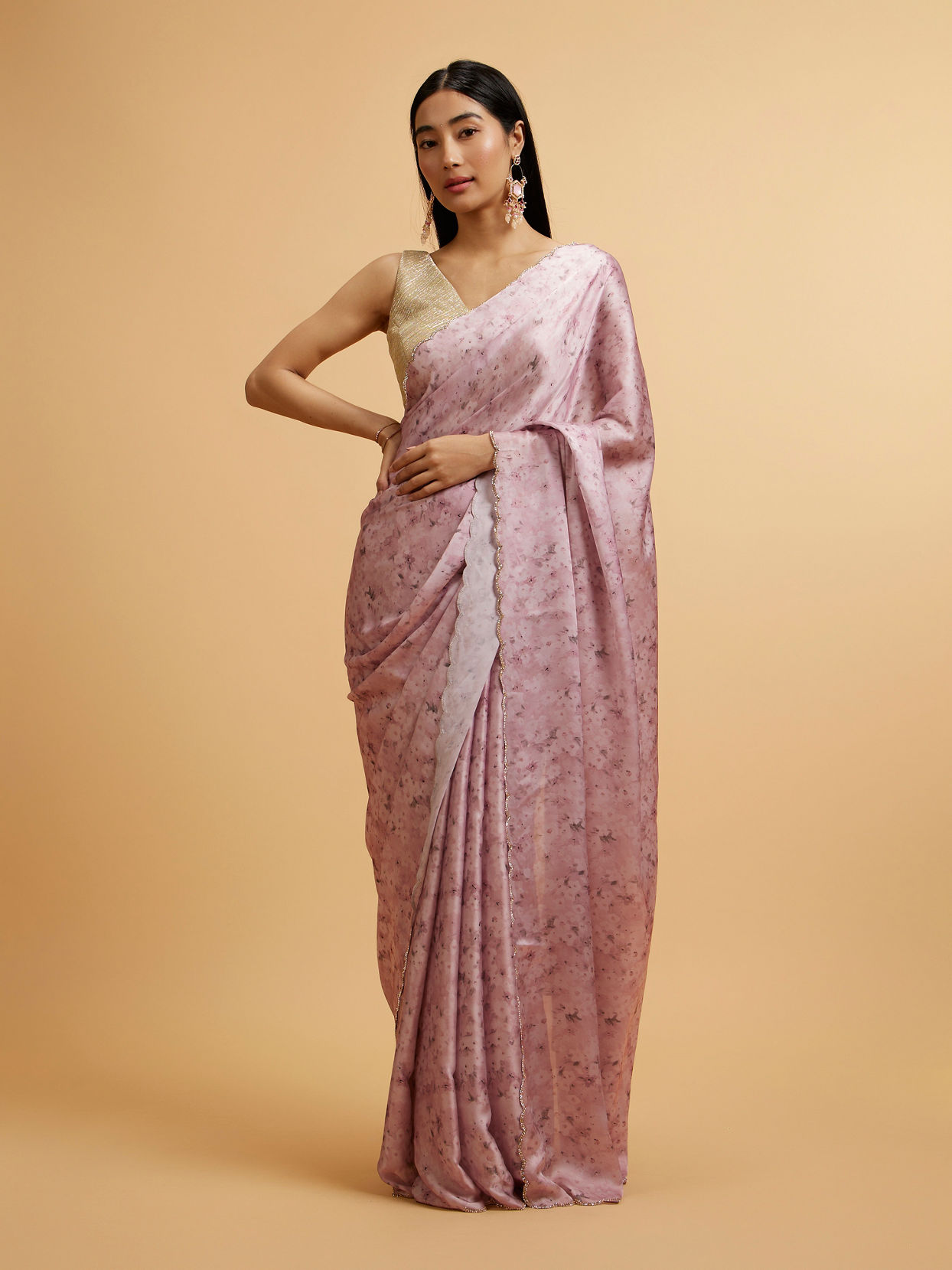 alt message - Mohey Women Pink Floral Watercolour Patterned Rhinestone Saree image number 0