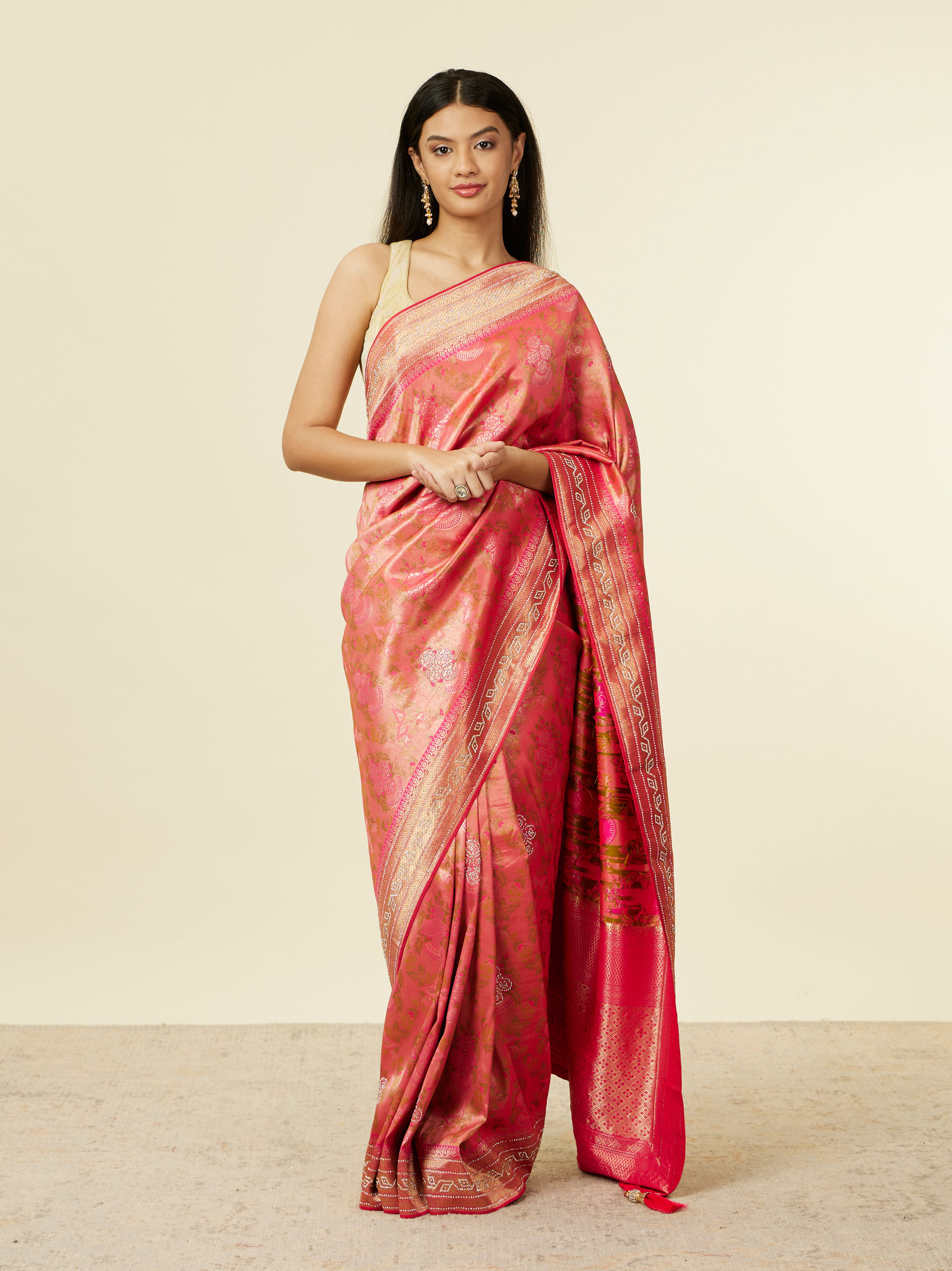 Mohey Women Coral Pink Floral Patterned Saree with Stone work