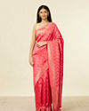 alt message - Mohey Women Rani Pink Chevron Patterned Saree image number 0