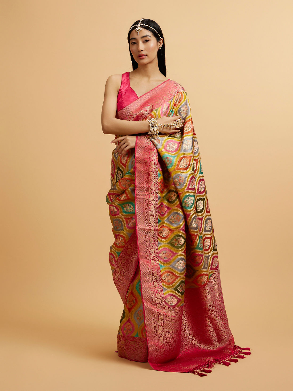 Mohey Women Cream Zari Weave with Rani Accents Saree