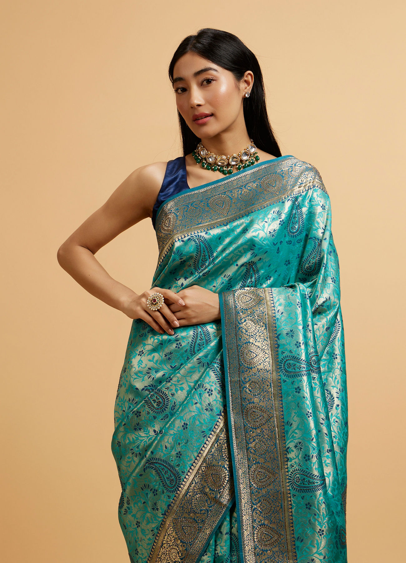 Mohey Women Teal Blue Paisley Patterned Saree with Rhinestones