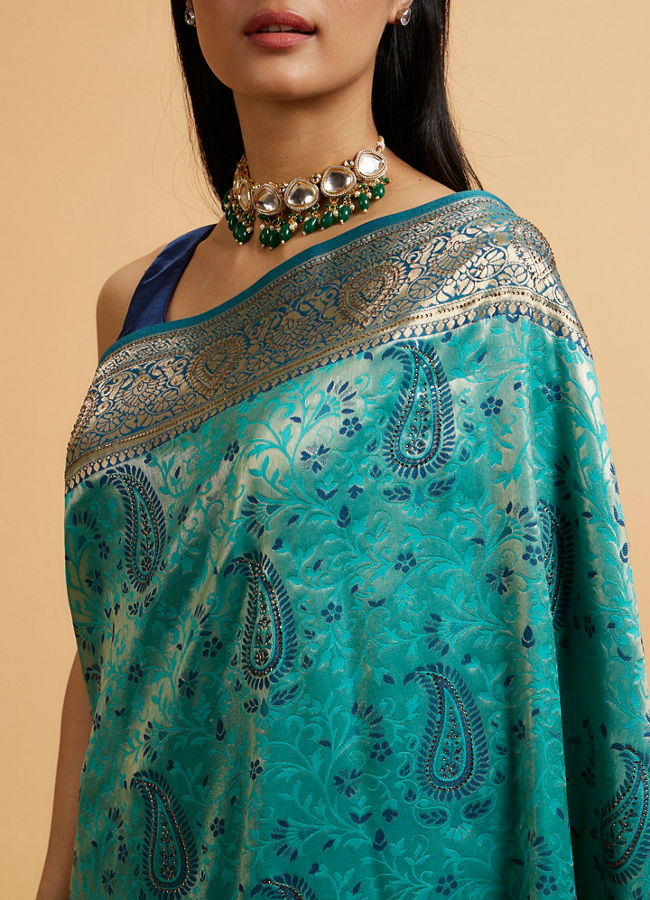 Mohey Women Teal Blue Paisley Patterned Saree with Rhinestones