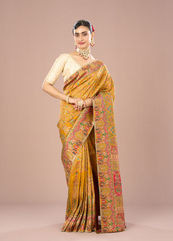 Mohey Women Mustard Yellow Radiance Saree