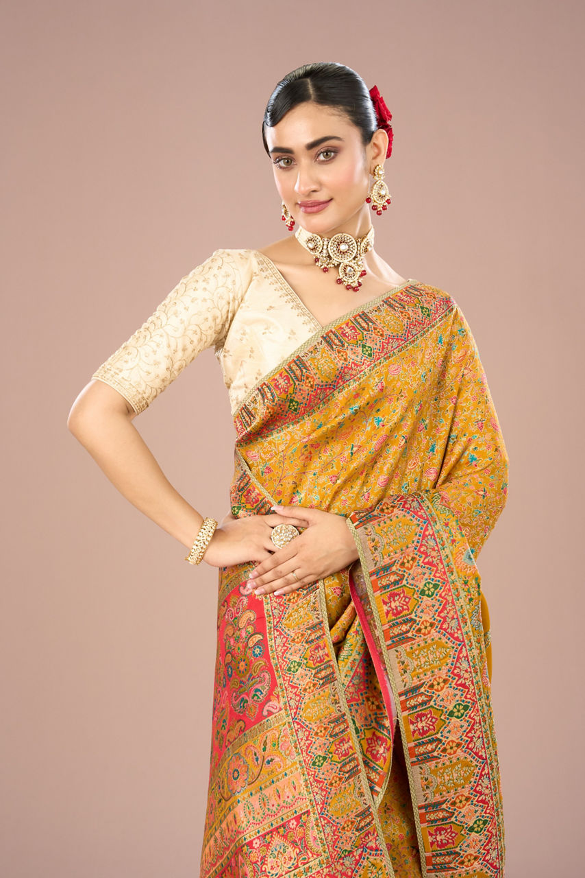 Mohey Women Mustard Yellow Radiance Saree
