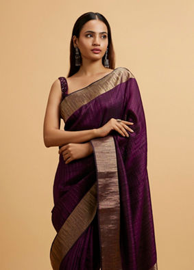 alt message - Mohey Women Wine Linear Patterned Rhinestone Saree image number 1