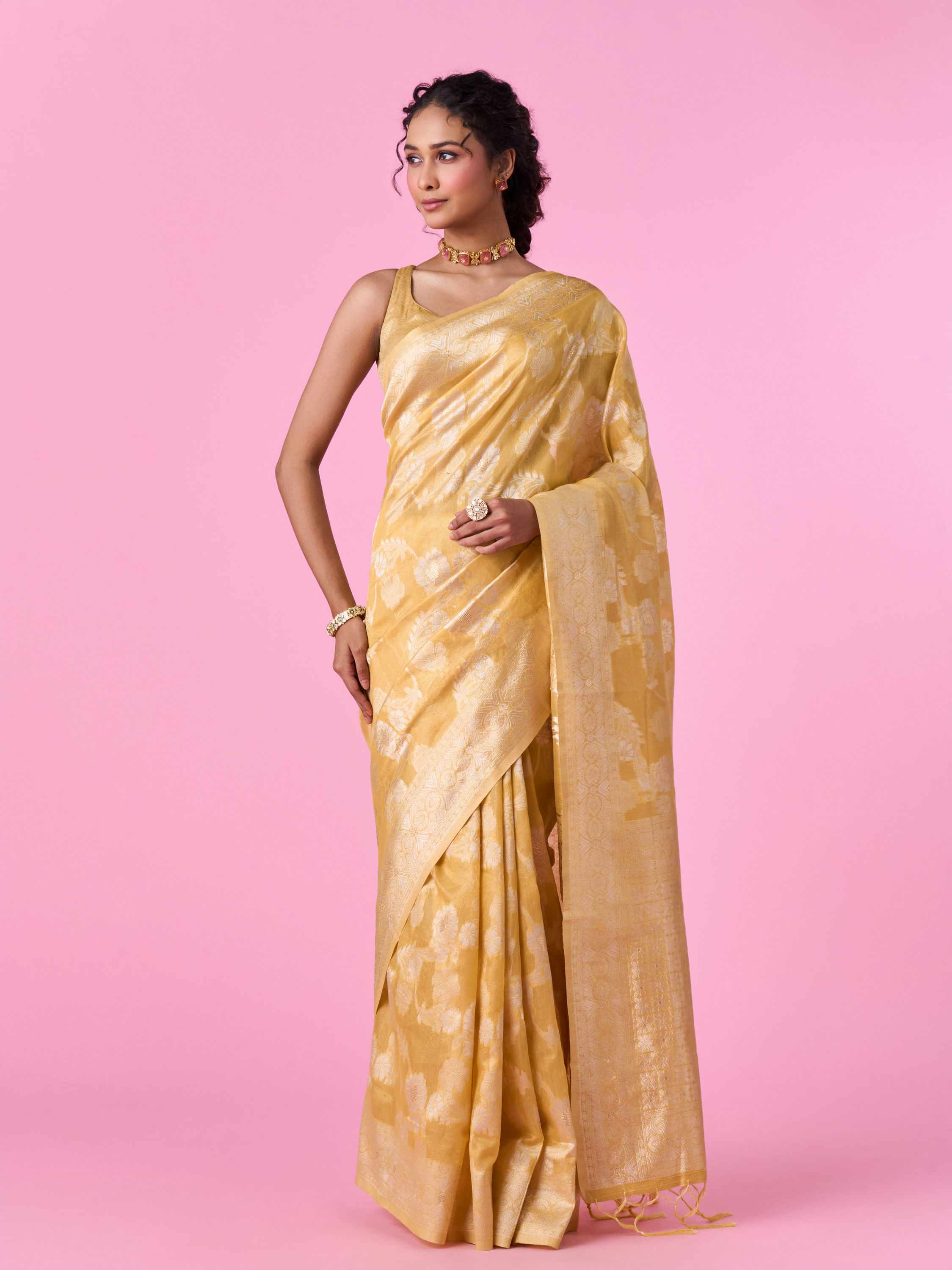 Mohey Women Radiant Light Yellow Saree