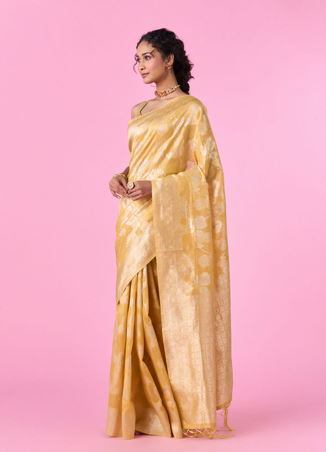 Mohey Women Radiant Light Yellow Saree