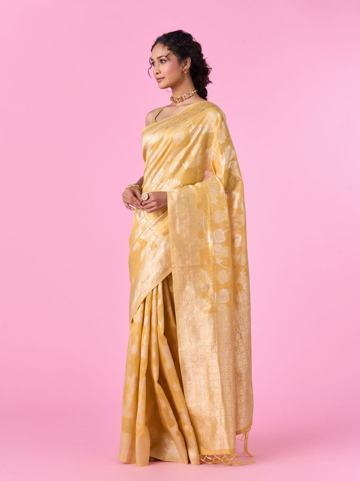 Mohey Women Radiant Light Yellow Saree