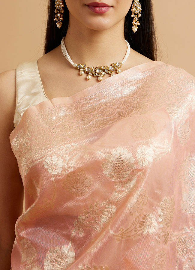 alt message - Mohey Women Pink Floral Patterned Saree image number 3