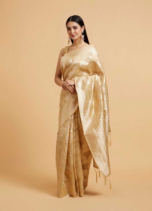 alt message - Mohey Women Elegant Beige Saree image number 2