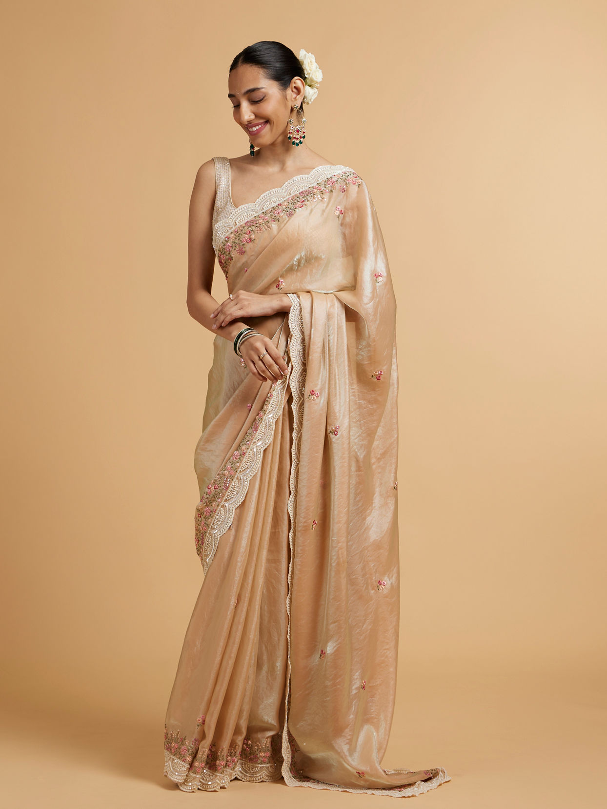 Mohey Women Soft Peach Floral Embroidered Saree with Scallop Borders image number 2