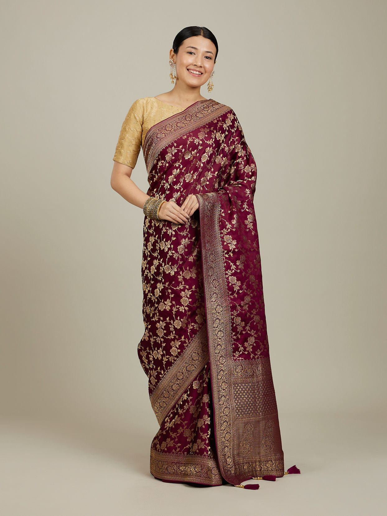 Mohey Women Classic Wine Bel Buti Patterned Bridal Saree