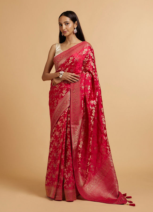 alt message - Mohey Women Rani Pink Bel Buti Patterned Saree with Rhinestones image number 2